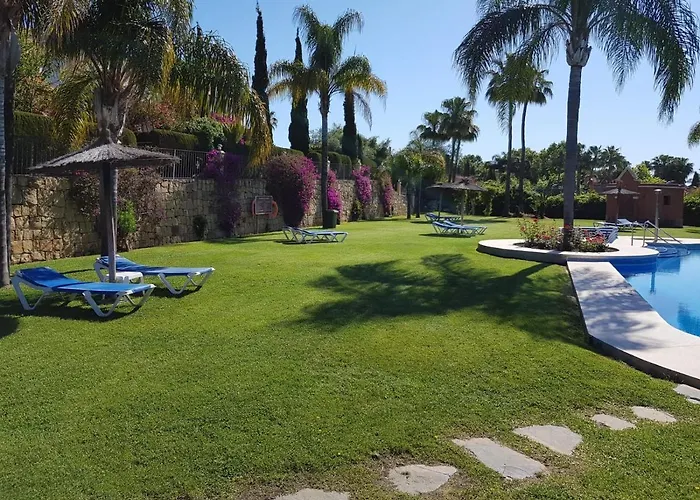 Puerto Banus La Alzambra - Vasari * マルベーリャ
