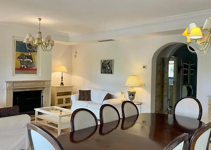 Вілла Puerto Banus La Alzambra - Vasari *